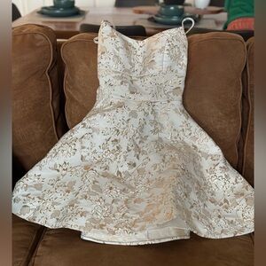 Cream A-Line Spaghetti Strap Formal Dress